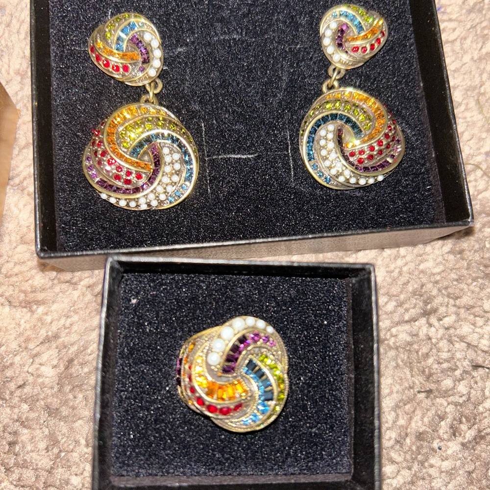 Heidi Daus sultry swirl ring size 9 and Pierced back earring set